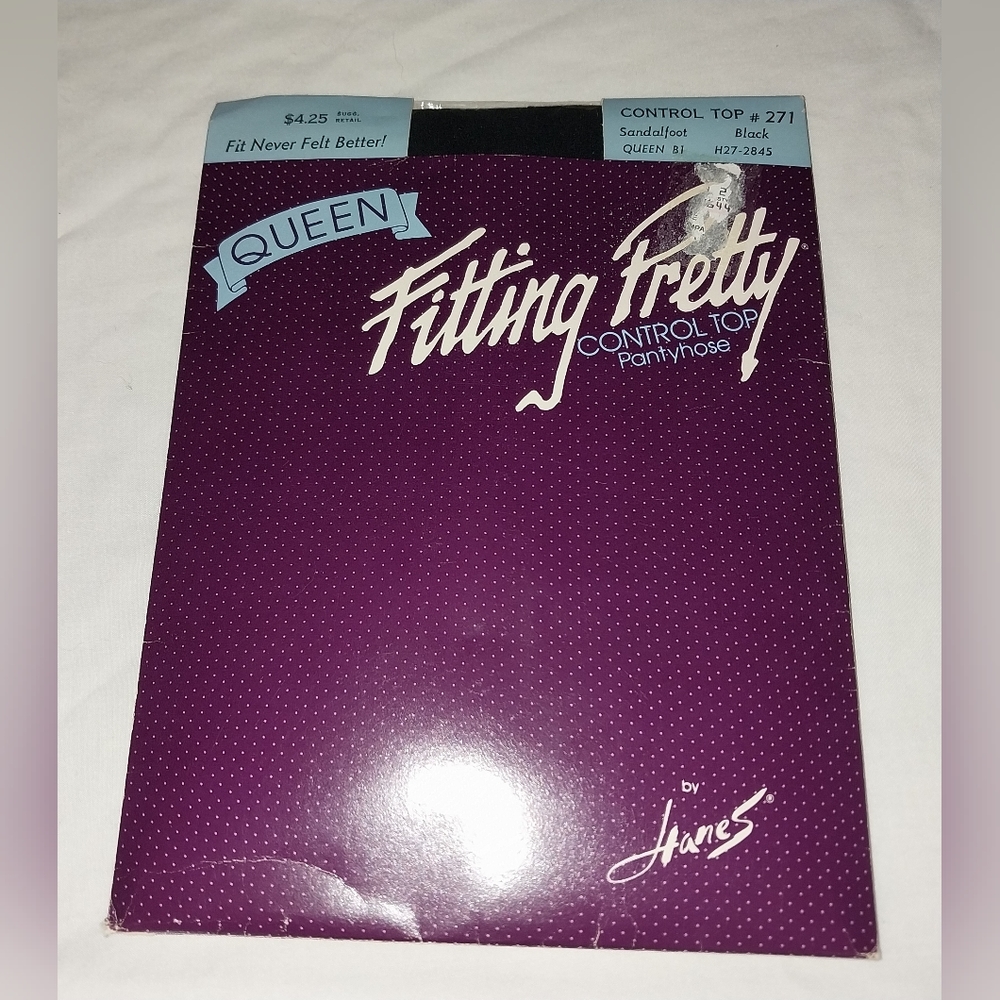 NIP 1 Pair Hanes Fitting Pretty Black Control Top Pantyhose Queen Size